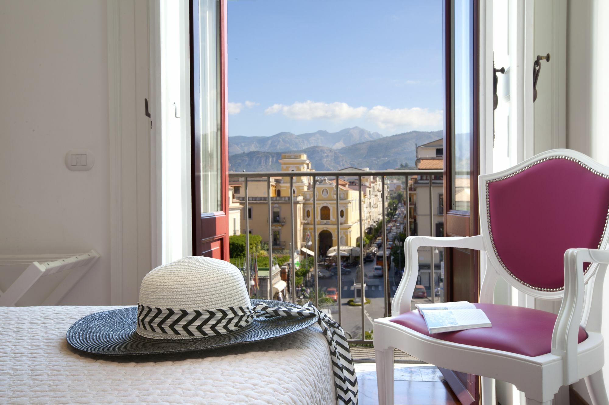 La Casa Dell'Orologio - Main Square Hotel Sorrento Exterior photo